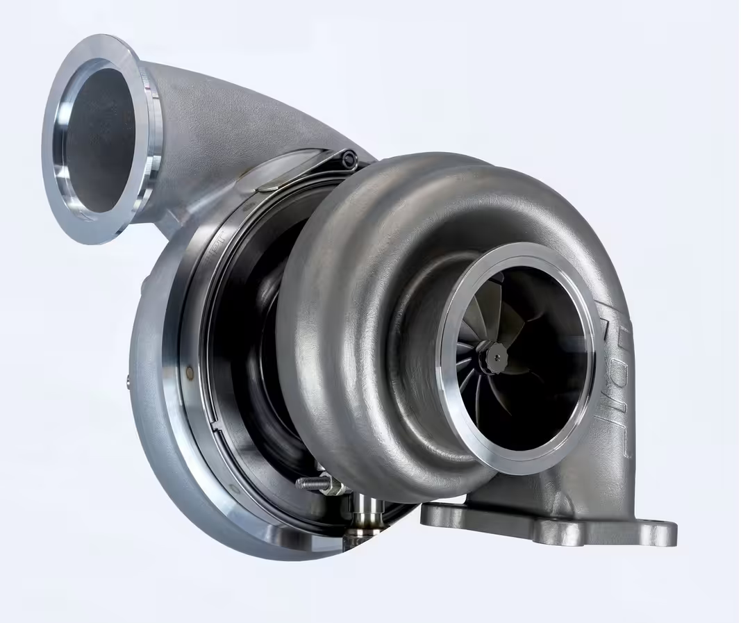F3R 6870 Supercore linke Ansicht mit Auslass