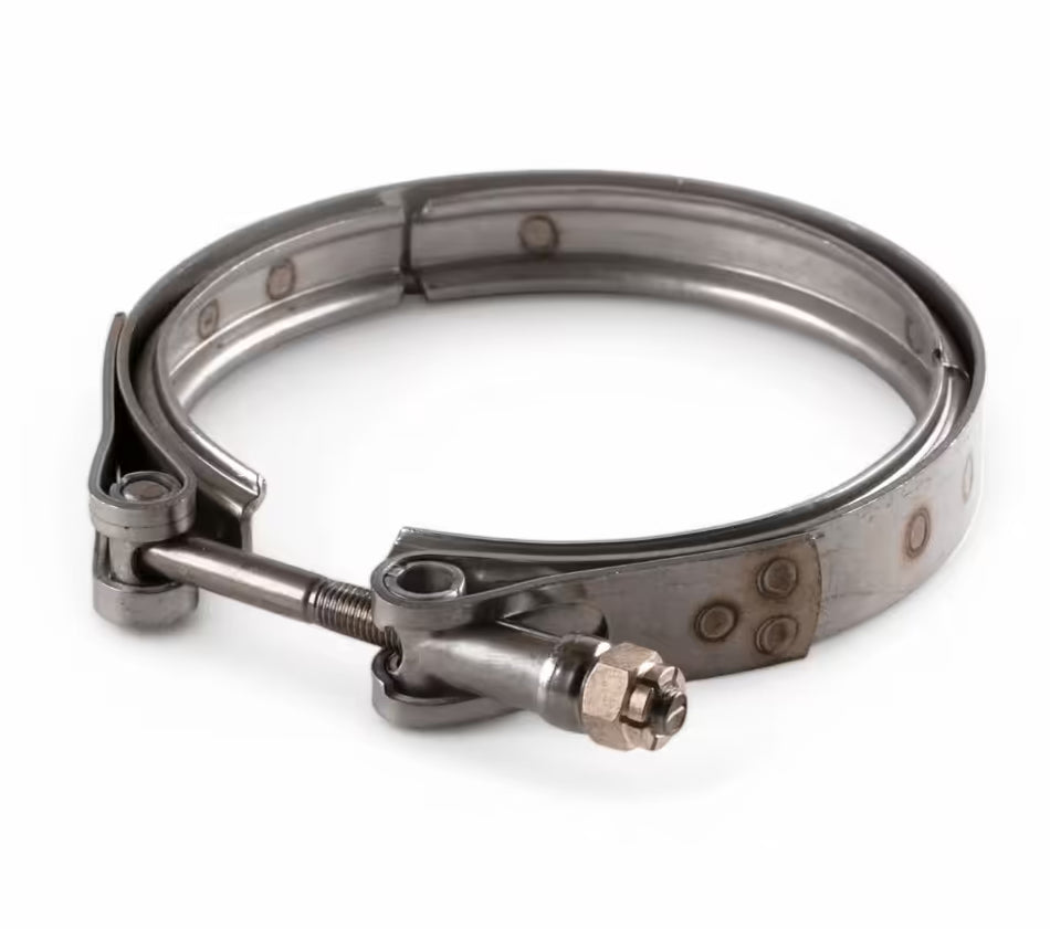 HPT F3 turbine housing to bearing housing clamp
